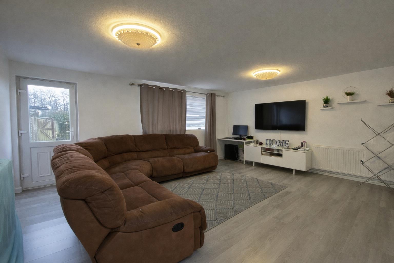 3 bed property in Clydesdale Place, Milton Keynes